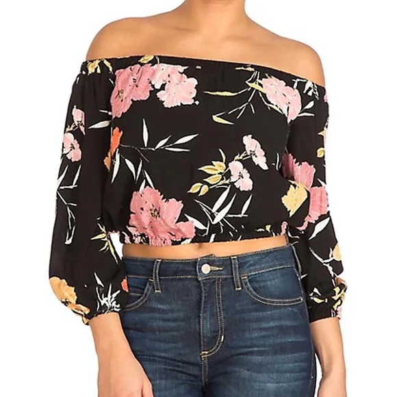 GUESS Off Shoulder Nidia Top Size XL - Picture 9 of 9